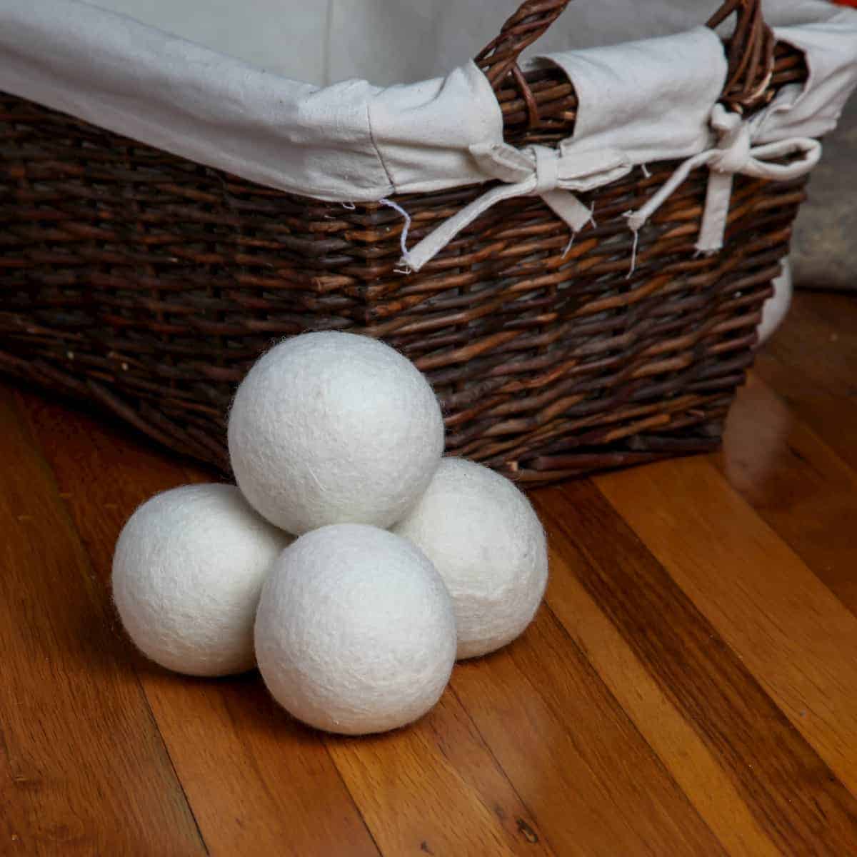 Tru Earth Reusable Wool Dryer Balls - 4 Pack - Image 6