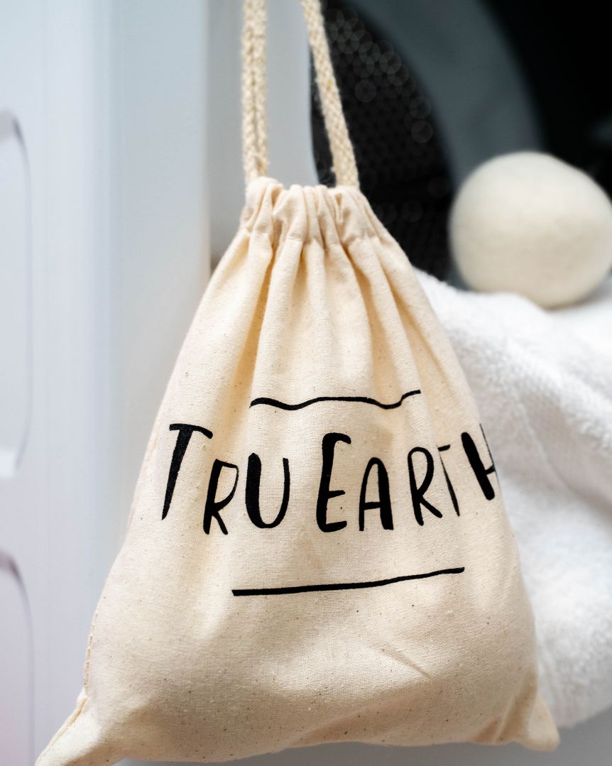 Tru Earth Reusable Wool Dryer Balls - 4 Pack - Image 3